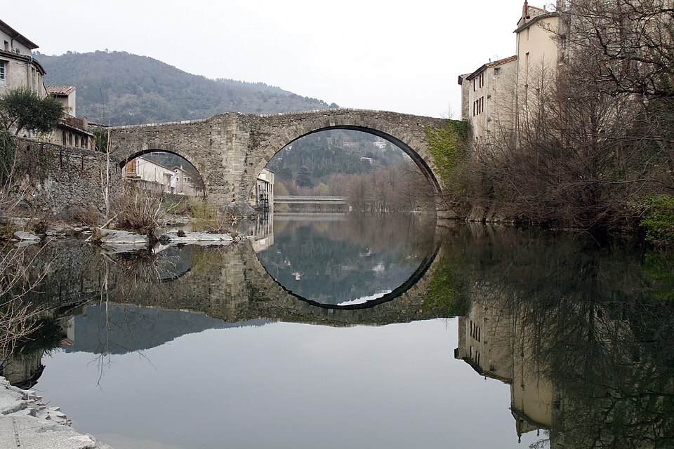 Le pont vieux, Avèze